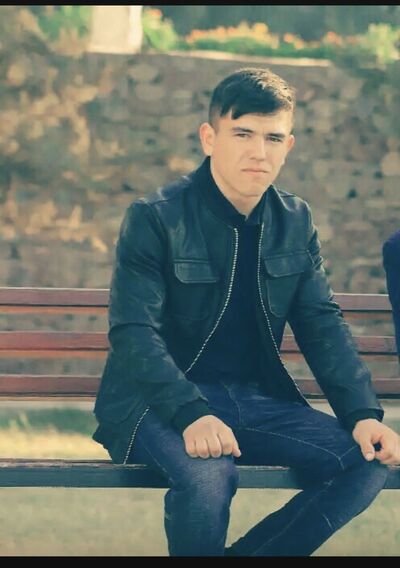  Soho,   , 25 ,   ,   