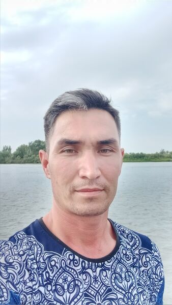 ,   Astron, 33 ,   ,   , c 