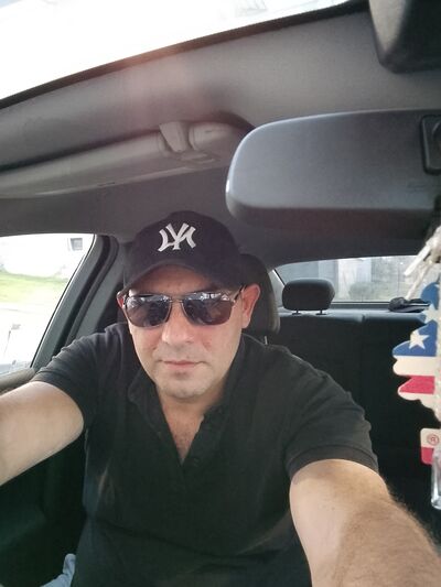  ,   Arman, 44 ,   ,   , 