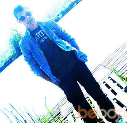  ,   Cristian, 32 ,   