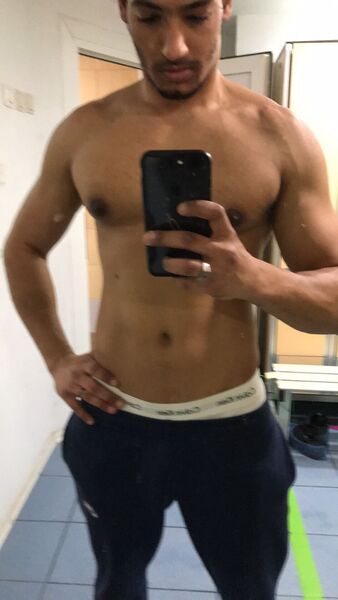  ,   Khaled, 29 ,   ,   , c , 