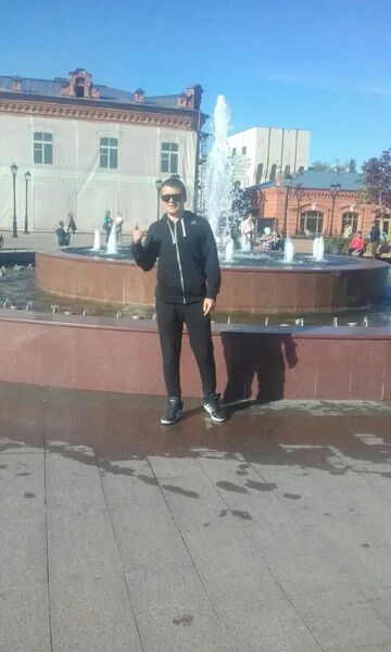  ,   Artem, 32 ,   ,   , c 