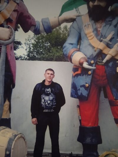  ,   Yury, 40 ,   ,   