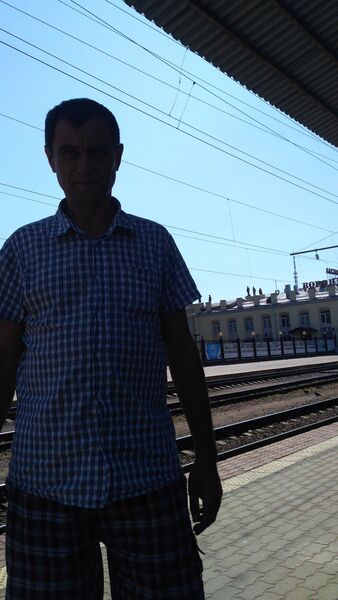  ,   Ujksq, 50 ,  
