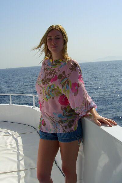  ,   Helena, 33 ,   , 