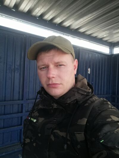  ,   Yury, 29 ,   ,   