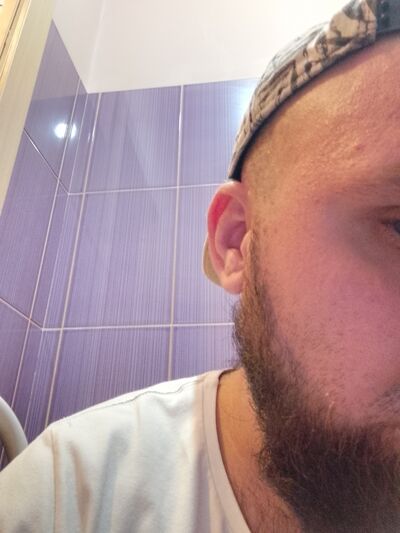  -,   Vladislav, 31 ,   ,   