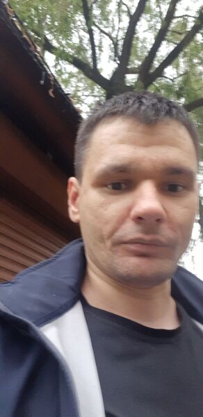  Frankfurt am Main,   Mykola, 38 ,   ,   