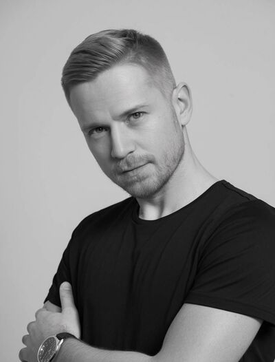  -,   Igor, 35 ,   ,   