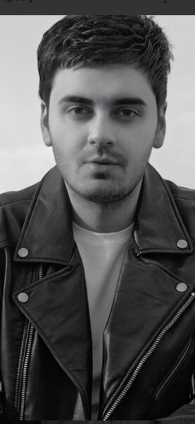  ,   Artyom, 27 ,   ,   