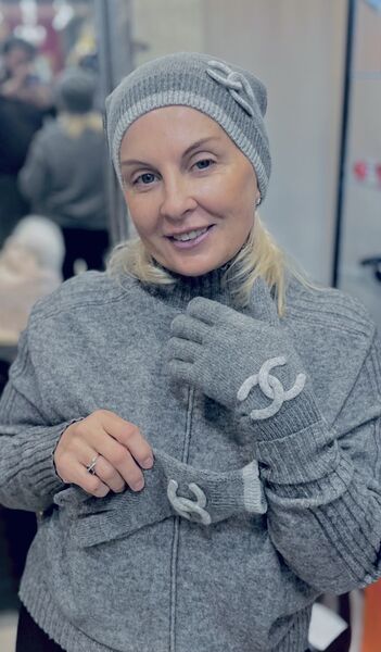 ,   Elena, 47 ,   ,   , c 