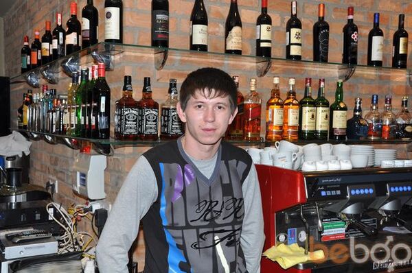  ,   Alex, 37 ,  