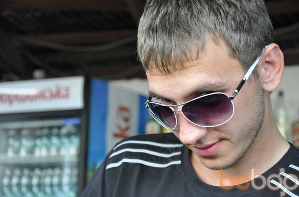  ,   VenZ, 33 ,   