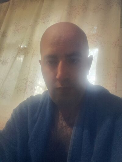  --,   , 39 ,   c 