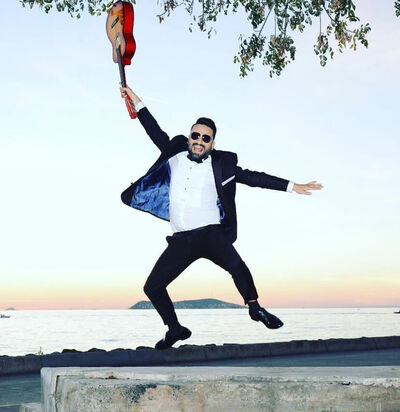  ,   Enver, 40 ,   ,   
