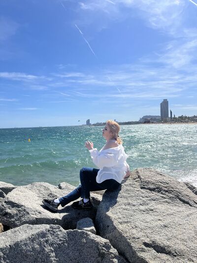  Barcelona,   OKsana, 51 ,   ,   , c , 