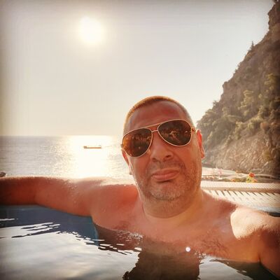  ,   Vesko, 52 ,   ,   , c 