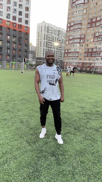  ,   Paul, 40 ,   ,   , c 