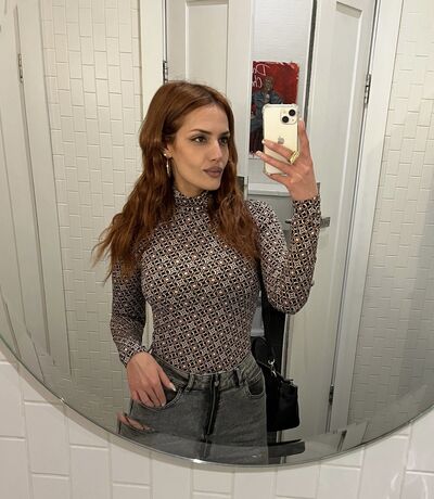  ,   , 33 ,   c 