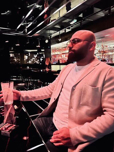  ,   Mehmet, 25 ,   ,   