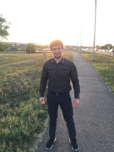  ,   Adam, 33 ,   ,   , c 