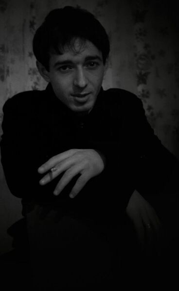  ,   Armen, 37 ,   ,   , c 