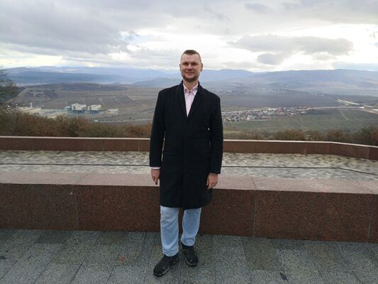  ,   Vova, 40 ,  