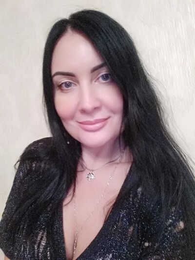  ,   Tati, 47 ,   ,   