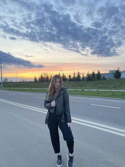  ,   Maria, 20 ,  