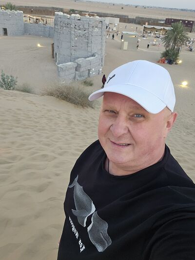  Frankfurt am Main,   Vladyslav, 54 ,   ,   , c , 