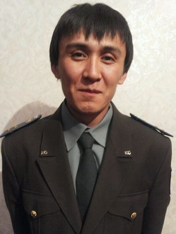  ,   Tilek, 39 ,  