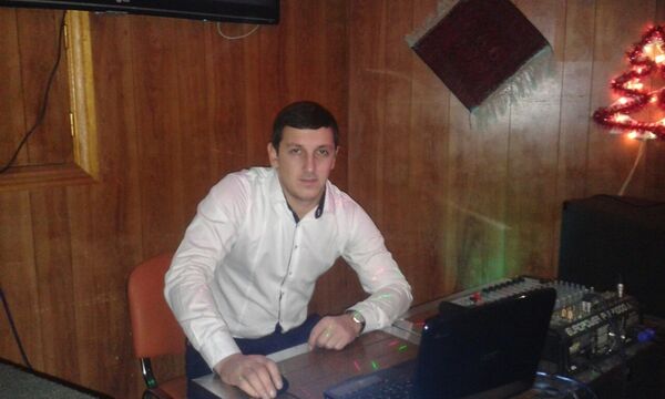  ,   Irakli, 35 ,   ,   , c 