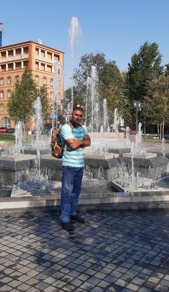  ,   Tigran, 34 ,   ,   