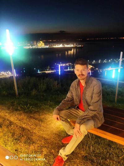   ,   Maxim, 36 ,   ,   