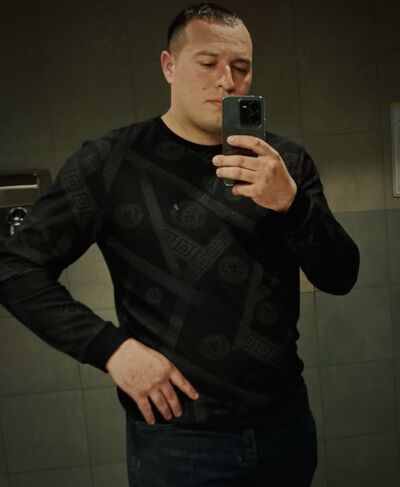  ,   Malik, 33 ,   ,   
