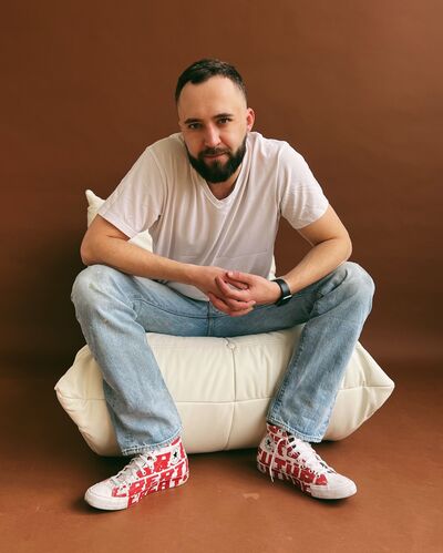  -,   Pavel, 35 ,   ,   