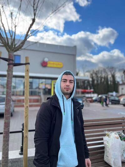  ,   Tornike, 28 ,   ,   