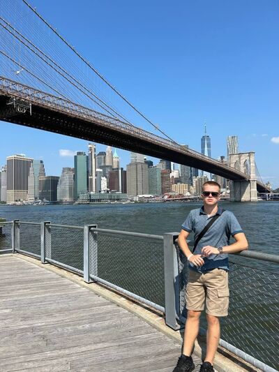  ,   Anton, 25 ,   ,   