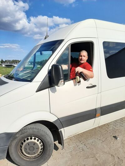  -,   Grek, 41 ,     , c 