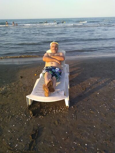  ,   Vahid, 54 ,     , c 