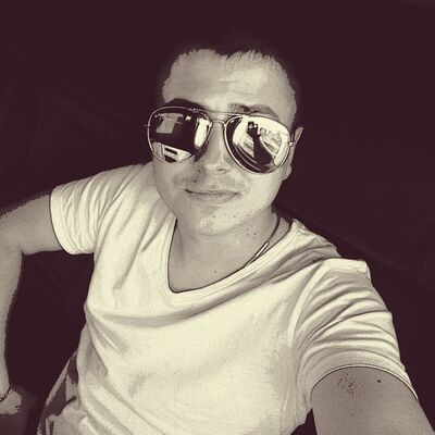  ,   Travor, 33 ,   ,   , c 
