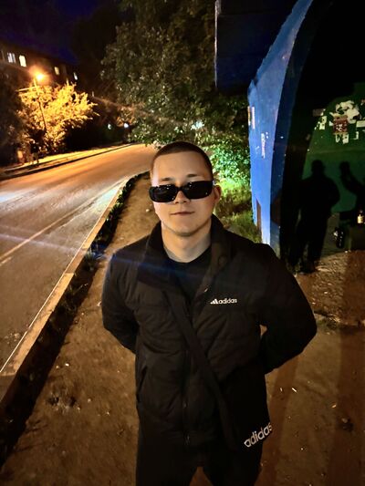  ,   Rinat, 19 ,   ,   