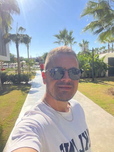  ,   Eren , 35 ,   ,   , c , 