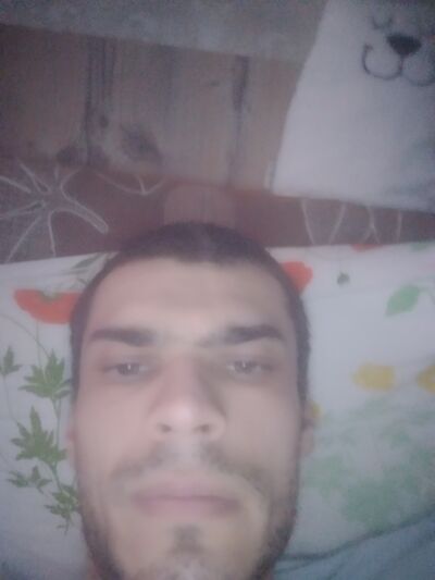  ,   Robert, 28 ,   ,   