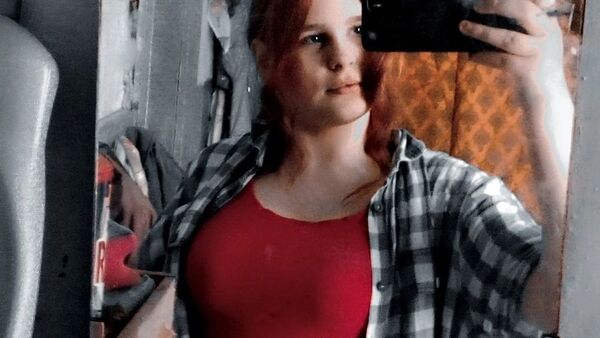  ,   Angela, 19 ,   