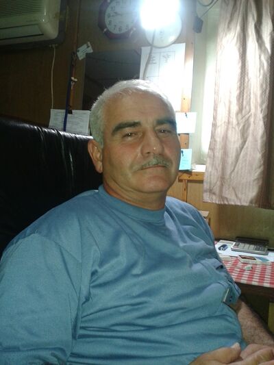  --,   Elcin, 59 ,  