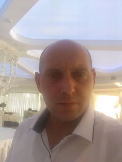  ,   Tudor, 41 ,   ,   