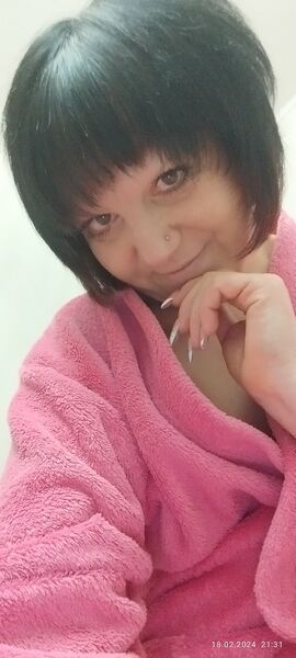  ,   Lana, 40 ,   ,   , c , 