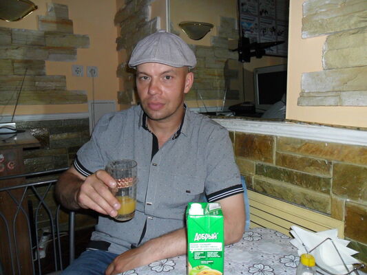  ,   Ruslan, 48 ,   ,   , c 