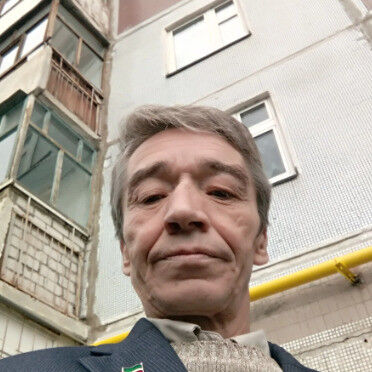  ,   Marat, 63 ,   